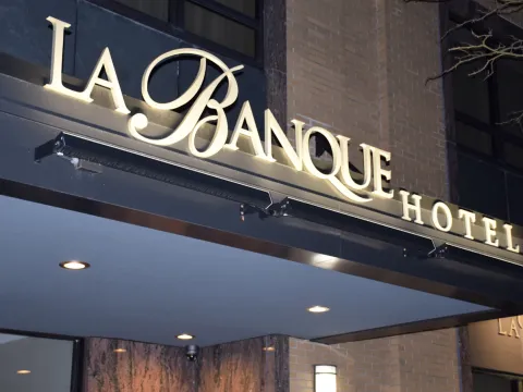 La Banque Hotel