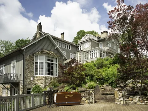 The Greystone Inn
