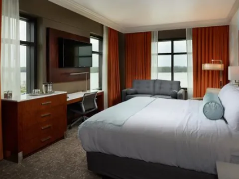 The Merrill Hotel & Conference Center, Muscatine, a Tribute Portfolio Hotel