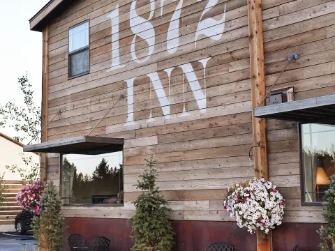 1872 Inn - Adults Exclusive