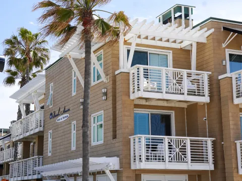 Beach House Hotel at Hermosa Beach