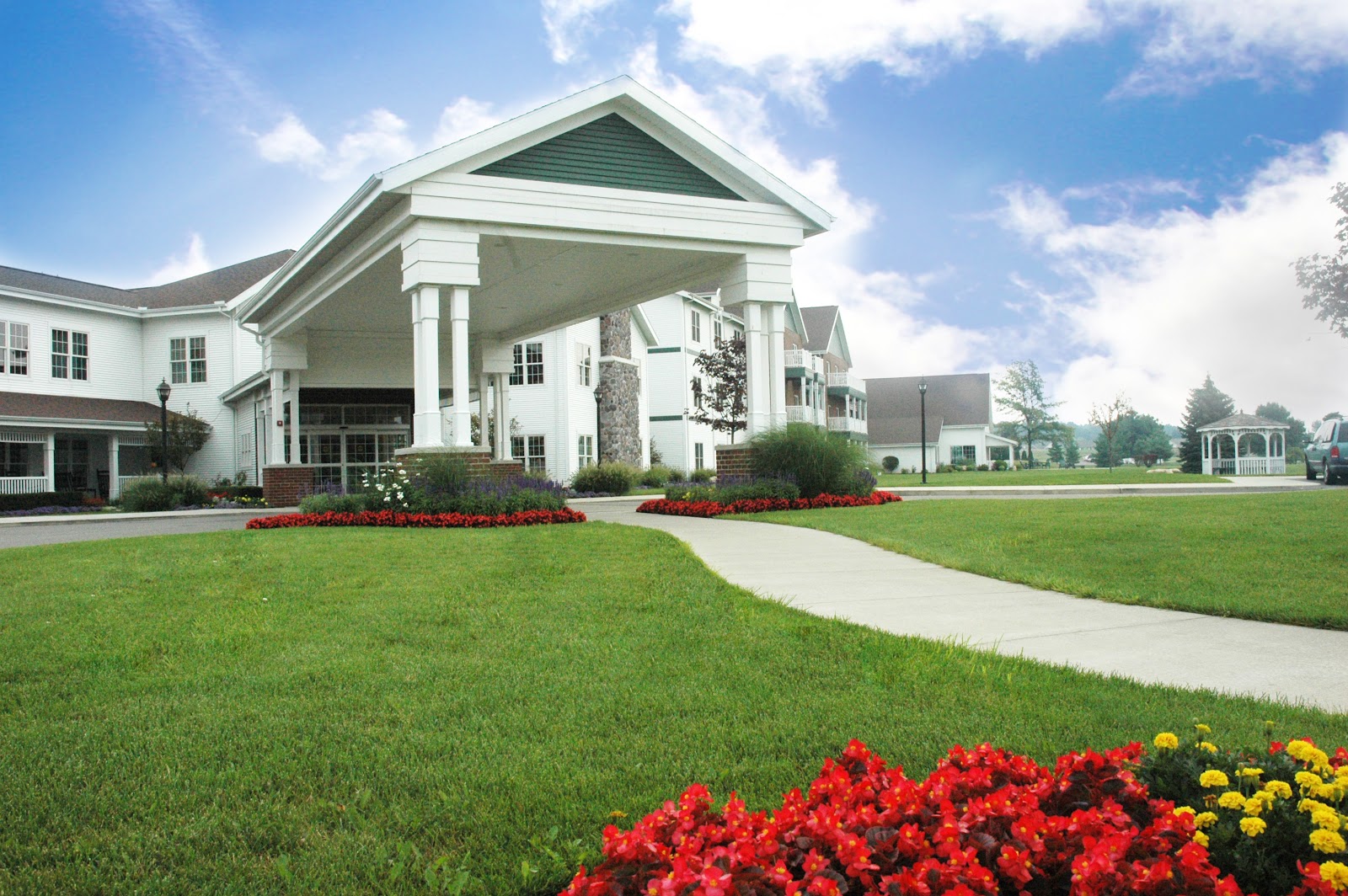 Essenhaus Inn & Conf. Center