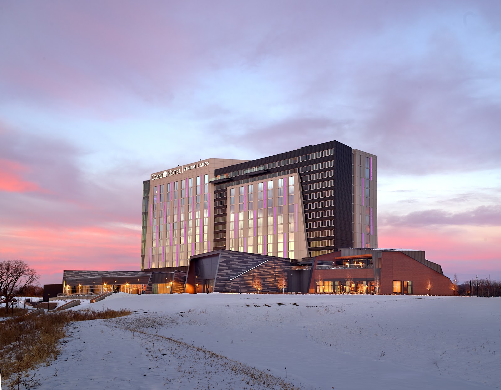 Omni Viking Lakes