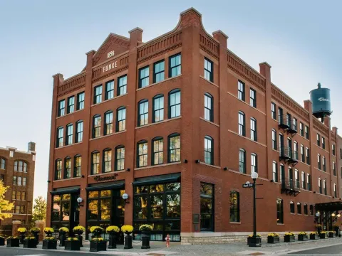 The Charmant Hotel