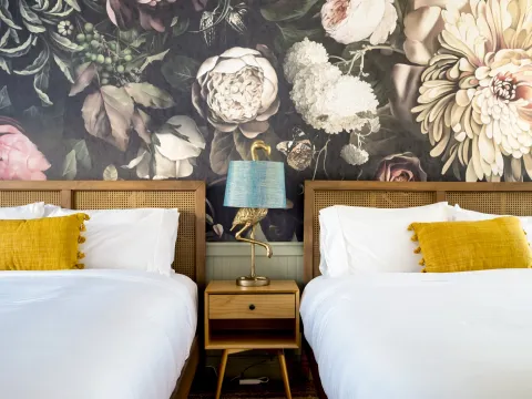 Fleur Noire Hotel